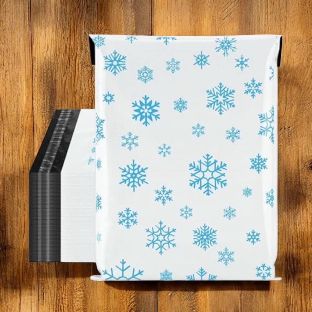 (10) 10x13 Christmas Snowflakes Poly Mailers